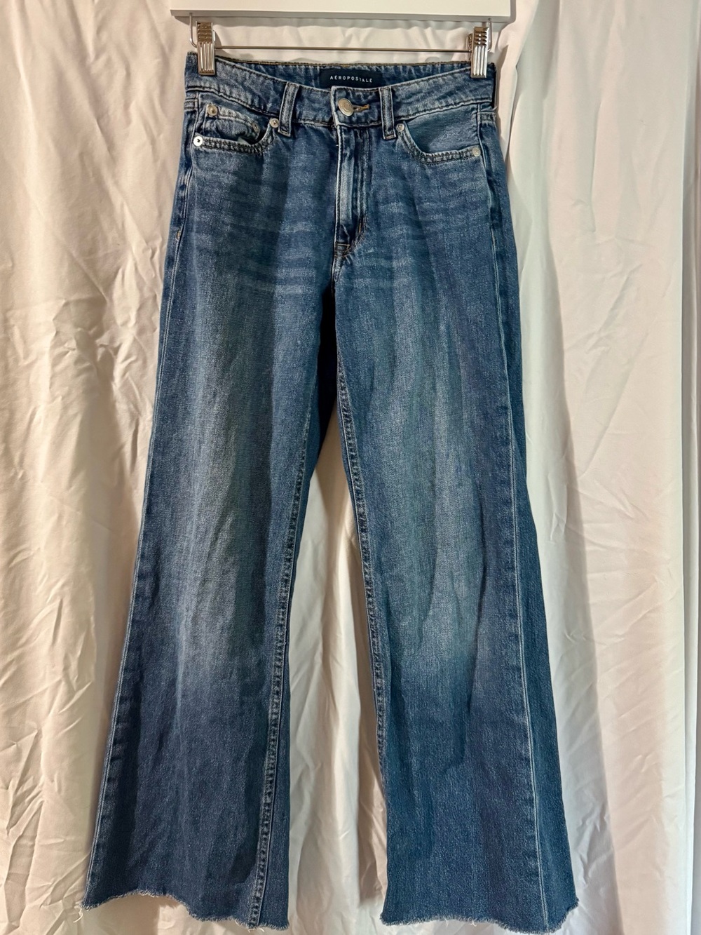 Aeropostale Women's Medium Blue Wide Leg Flared Jeans